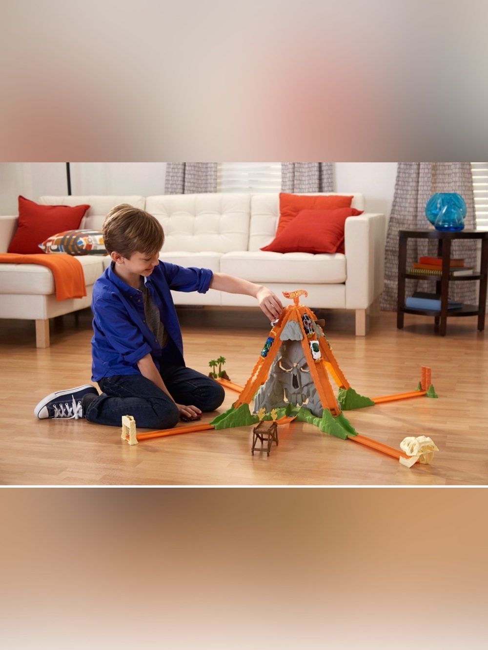 Hot Wheels Track Builder Volcano Blast playset